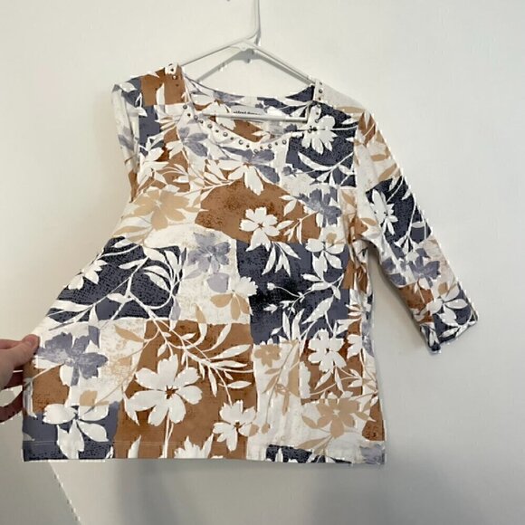ALFRED DUNNER White Brown Tan Gray ? Floral Patchwork Studded 3/4 Sleeve Blouse - Picture 8 of 13